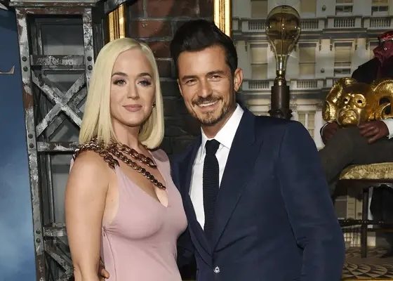 Katy Perry balconea a Orlando Bloom
