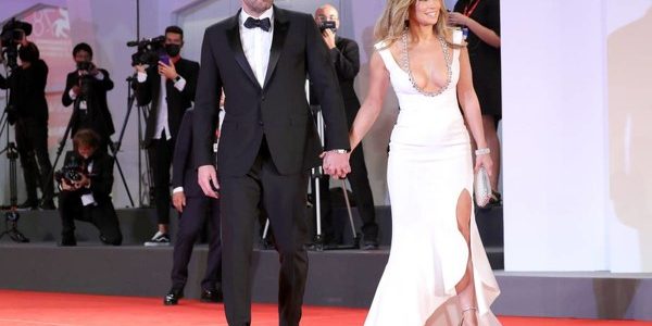 Jennifer Lopez y Ben Affleck se comprometieron