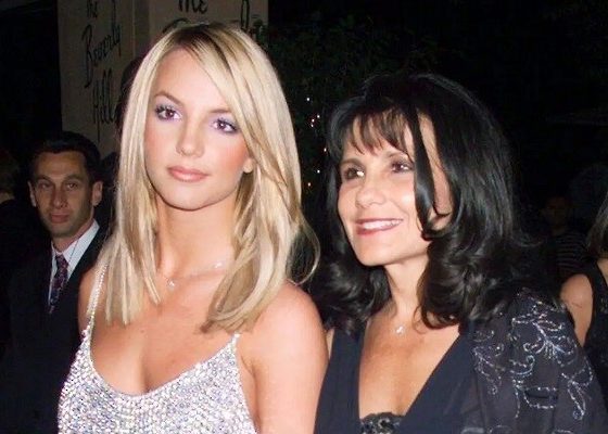 Madre de Britney Spears suplica perdón