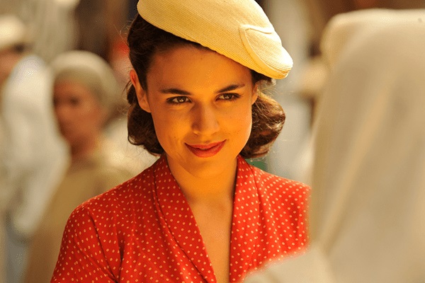 el-tiempo-entre-costuras