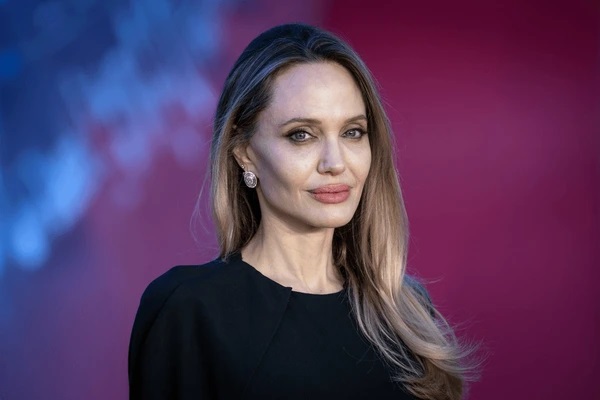 angelina-jolie