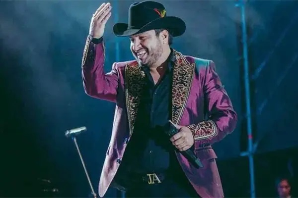 julion-alvarez