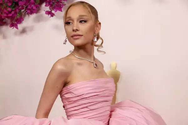 ariana-grande